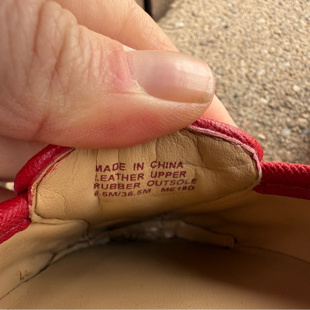 Michael Kors Women's Red Leather Flats Gold Accents Logo Shoe Size 6.5 - Picture 7 of 11